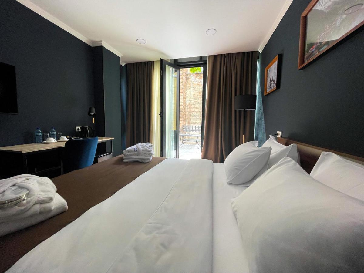 Bricks Hotel Tbilisi Ngoại thất bức ảnh