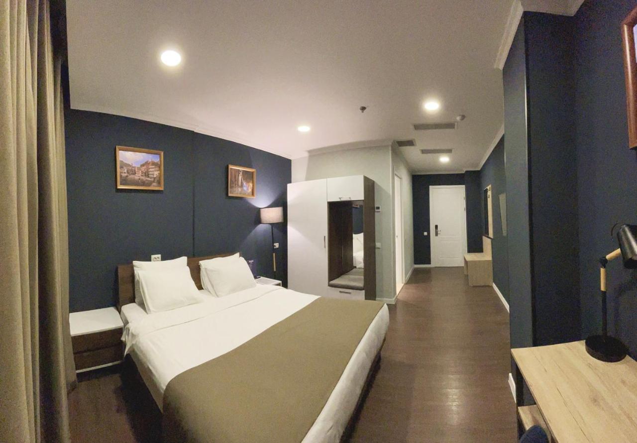 Bricks Hotel Tbilisi Ngoại thất bức ảnh
