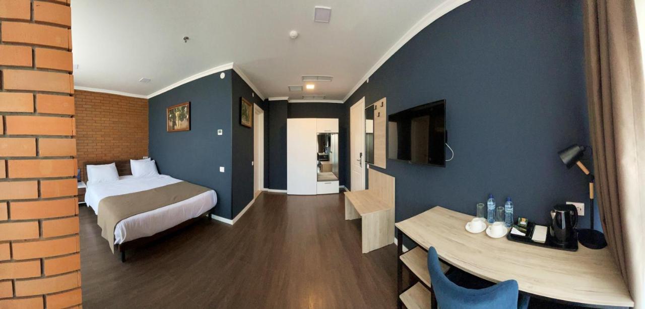 Bricks Hotel Tbilisi Ngoại thất bức ảnh