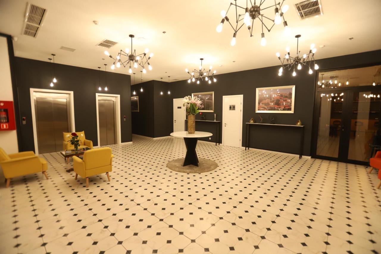 Bricks Hotel Tbilisi Ngoại thất bức ảnh