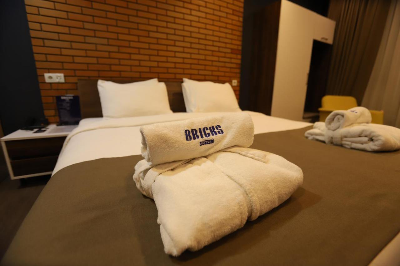 Bricks Hotel Tbilisi Ngoại thất bức ảnh